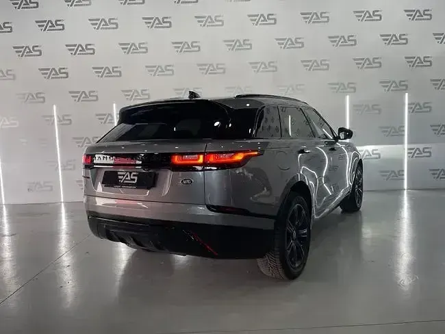 Usado Land Rover Range Rover Velar R-Dynamic 204 CV (150 kW) 2023 Gris SUV