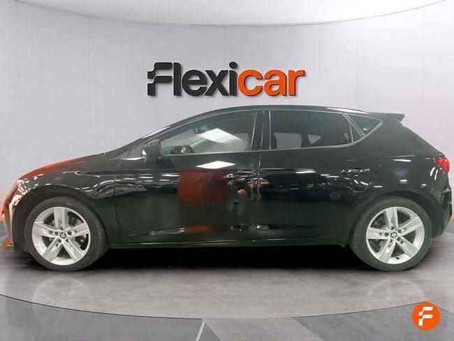 Usado Seat Leon FR 125 CV (91 kW) 2018 Negro