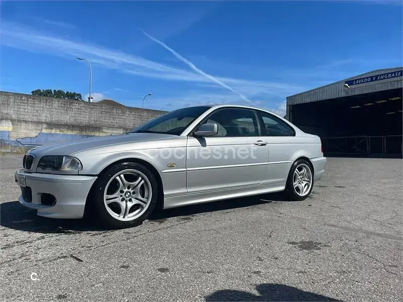 Usado BMW 325 192 CV (141 kW) 2001 Gris / plata Coupe