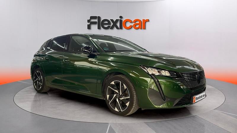 Usado Peugeot 308 Allure 131 CV (96 kW) 2022 Verde Berlina