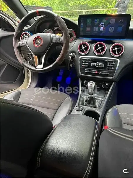 Usado Mercedes A180 Style 109 CV (80 kW) 2015 Blanco Berlina