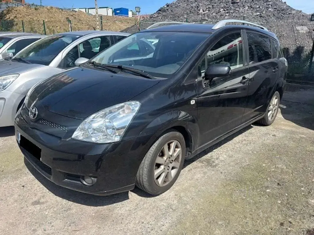 Usado Toyota Corolla Verso Sol 136 CV (100 kW) 2006 Negro Monovolumen