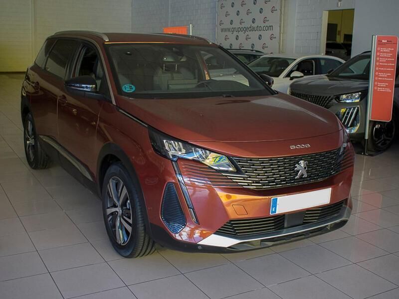 Otro Usado 2023 Peugeot 5008 Allure Monovolumen | 25.300 € (Precio justo) - Imagen 1/4