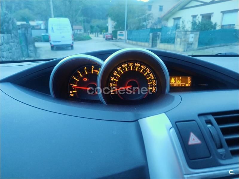 Usado Toyota Verso Active 126 CV (92 kW) 2012 Azul Monovolumen