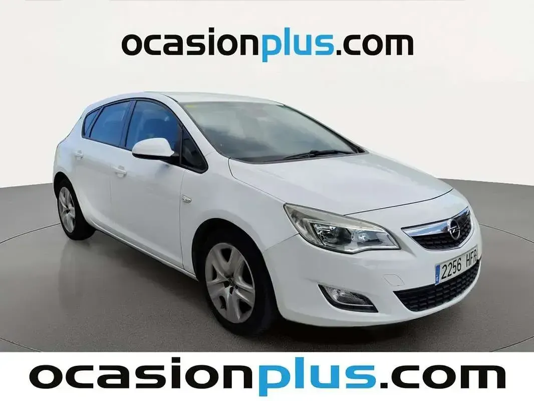 Usado Opel Astra Enjoy 95 CV (69 kW) 2011 Blanco Utilitario