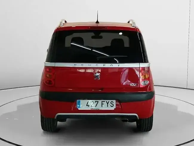 Usado Peugeot 1007 70 CV (51 kW) 2007 Rojo Monovolumen