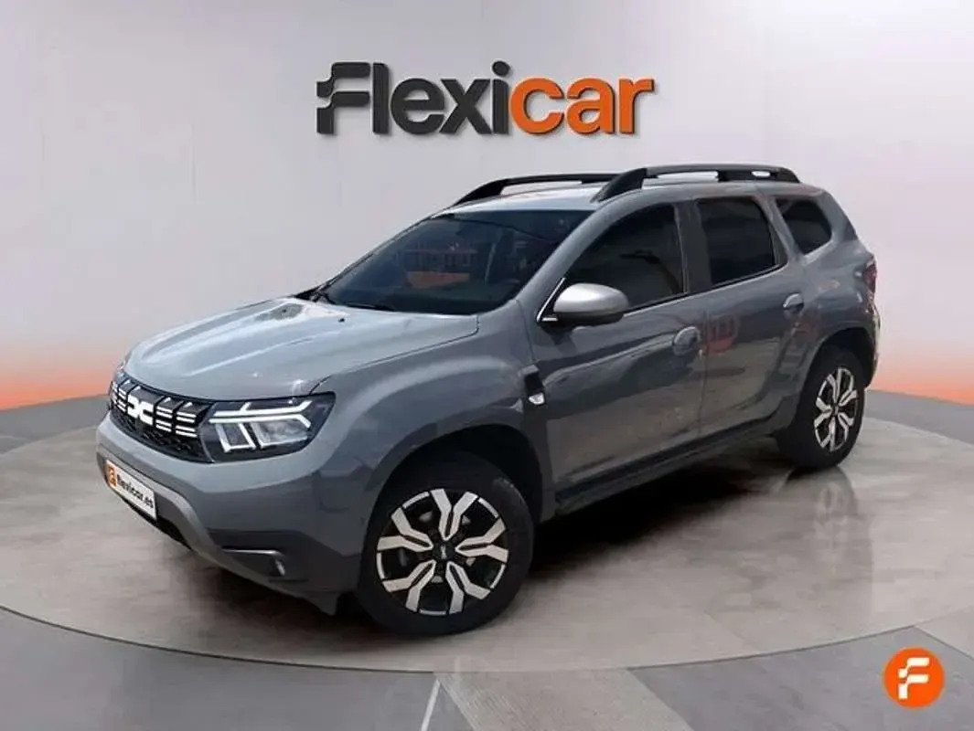 Usado Dacia Duster Journey 131 CV (96 kW) 2023 Gris SUV