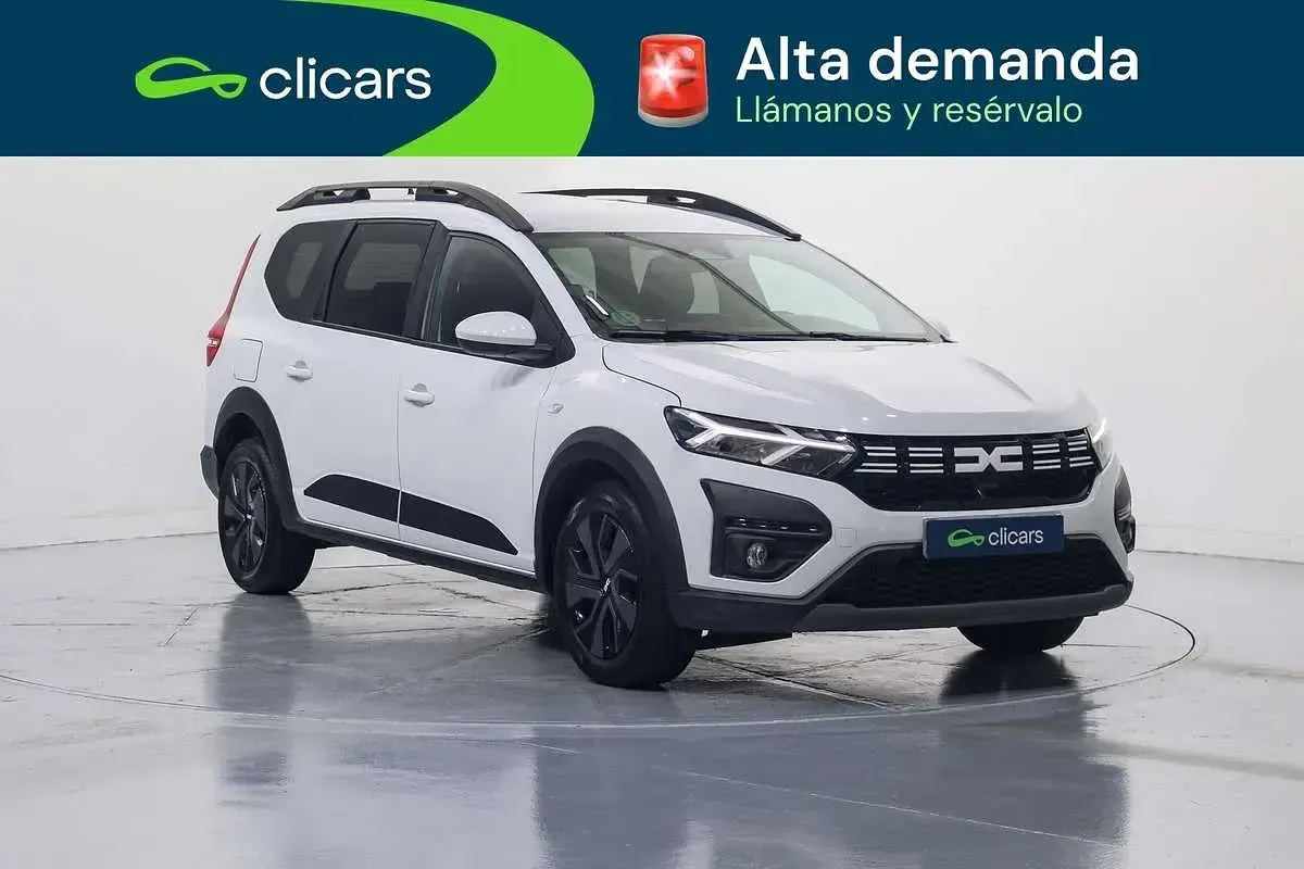 Usado Dacia Jogger Extreme 110 CV (80 kW) 2024 Blanco Monovolumen