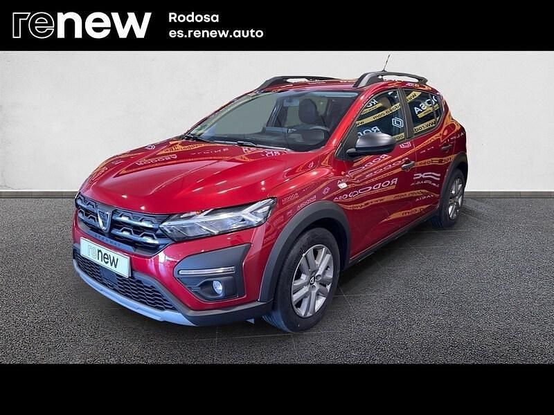 Usado Dacia Sandero Essentiel 100 CV (73 kW) 2021 Rojo Berlina