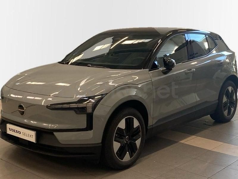 Usado Volvo EX30 Plus 200 kW (272 HP) 2025 Eléctrico SUV