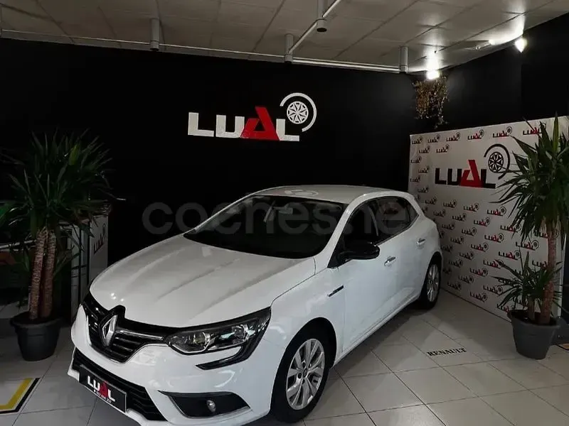 Usado Renault Mégane IV Business 110 CV (80 kW) 2018 Blanco Berlina