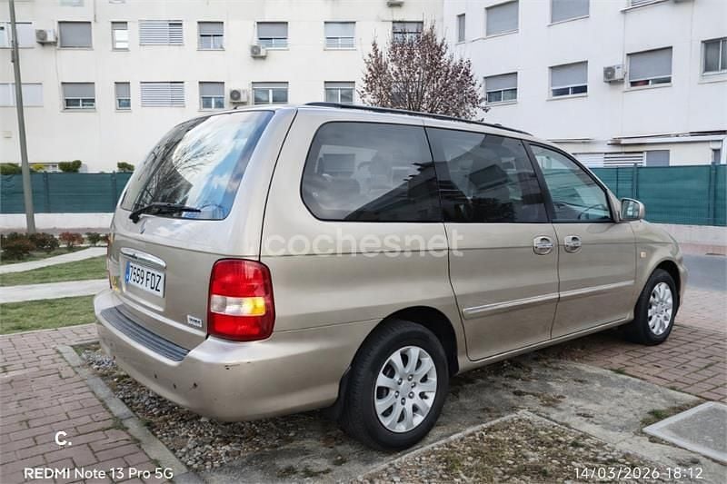 Usado Kia Carnival EX 144 CV (105 kW) 2006 Beige Monovolumen