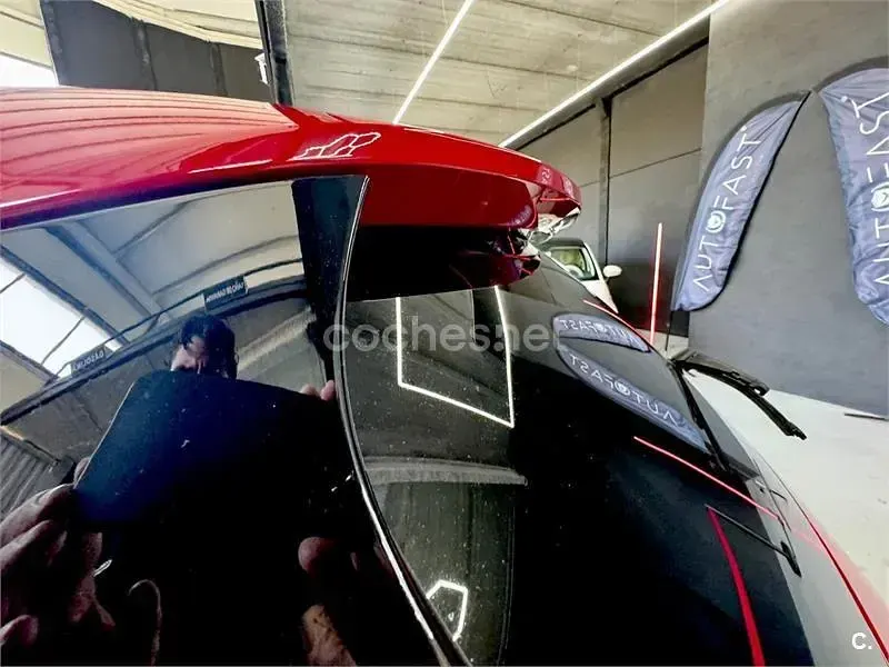 Usado Mercedes A180 Urban 122 CV (89 kW) 2013 Rojo Berlina