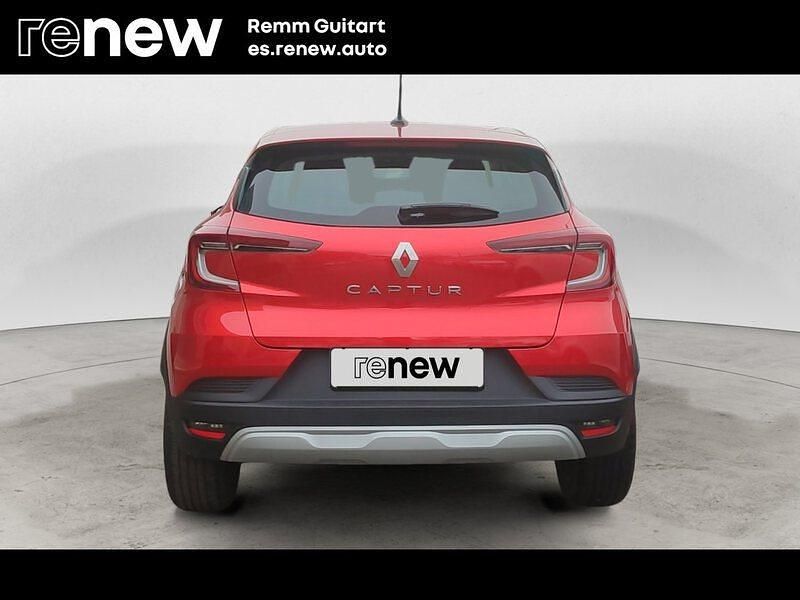 Usado Renault Captur Intens 140 CV (102 kW) 2022 Rojo SUV