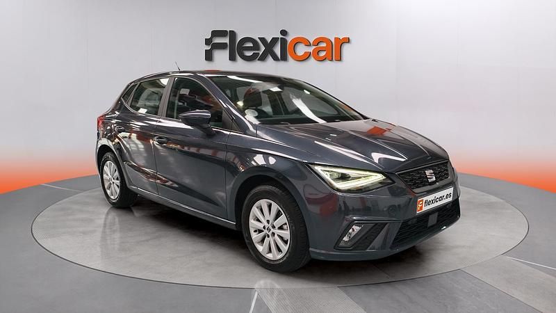Usado Seat Ibiza Reference 80 CV (58 kW) 2024 Gris Utilitario