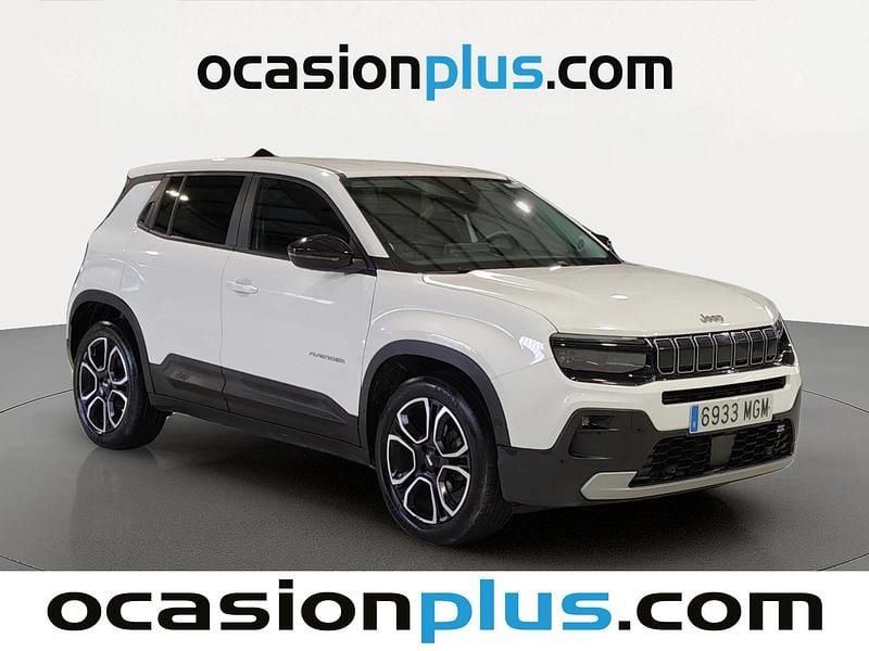 Begagnad Jeep Avenger Summit 101 HK (74 kW) 2023 Vit SUV