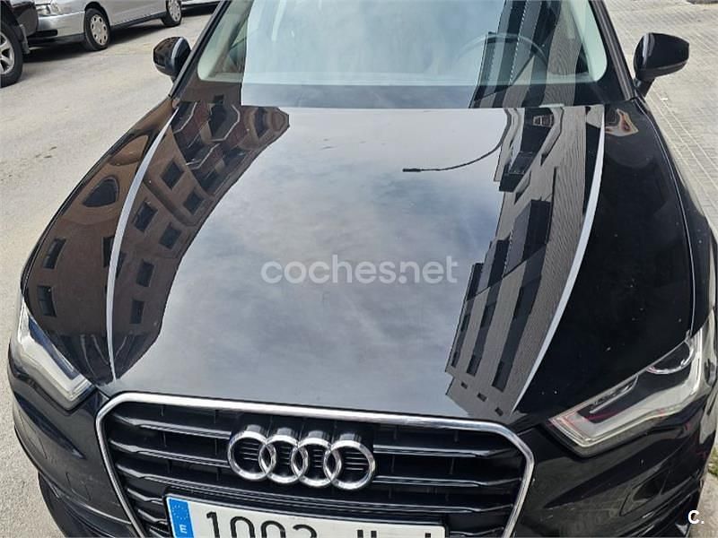 Usado Audi A3 Attraction 110 CV (80 kW) 2015 Negro Berlina