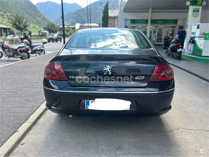Usado Peugeot 407 143 CV (105 kW) 2005 Negro Berlina