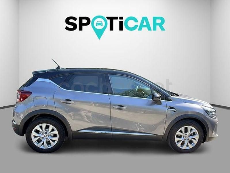 Usado Renault Captur Zen 90 CV (66 kW) 2022 Gris / plata SUV