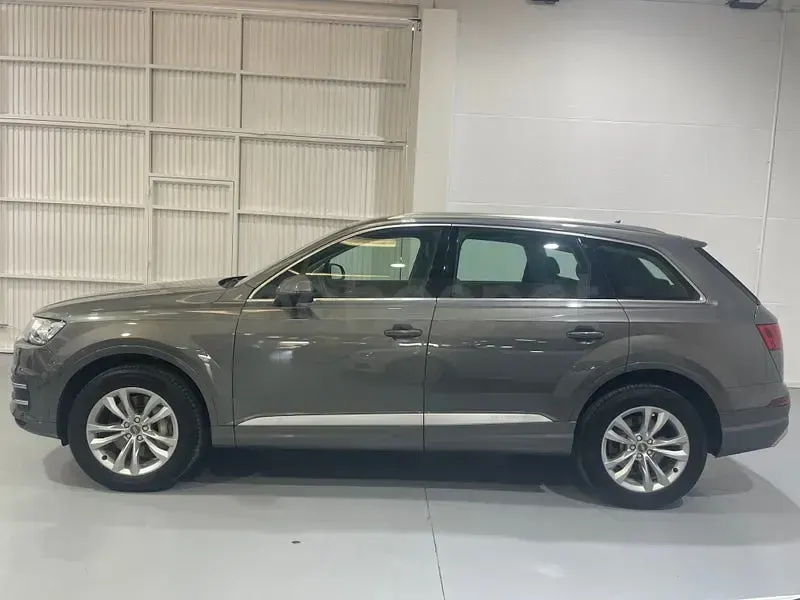 Usado Audi Q7 Sport 218 CV (160 kW) 2016 Gris / plata SUV