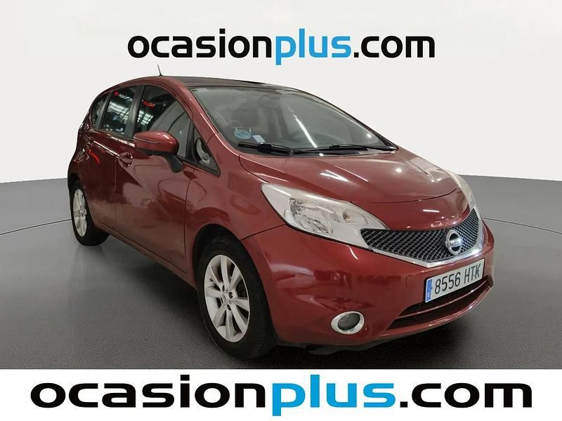 Begagnad Nissan Note Tekna 80 HK (58 kW) 2013 Röd Halvkombi