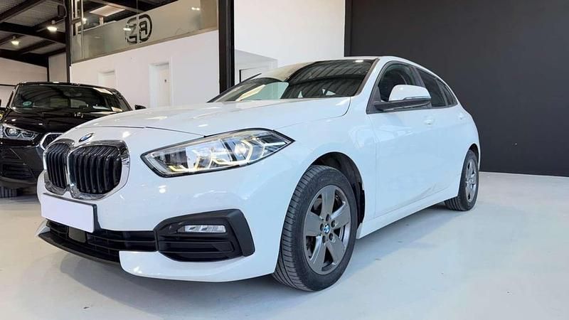 Usado BMW 116 116 CV (85 kW) 2021 Blanco Utilitario