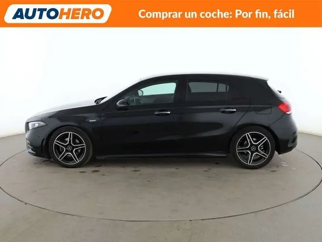 Usado Mercedes 180 Edition 136 CV (100 kW) 2021 Negro Berlina