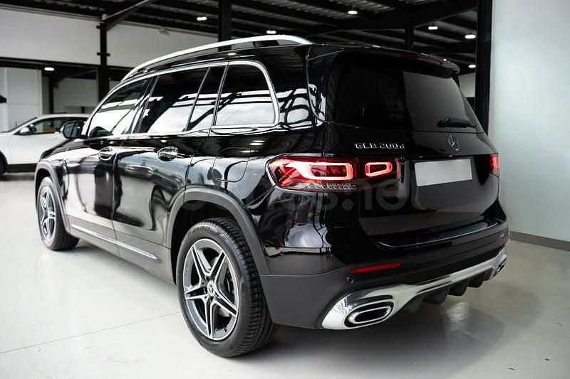 Usado Mercedes GLB200 150 CV (110 kW) 2024 Negro SUV