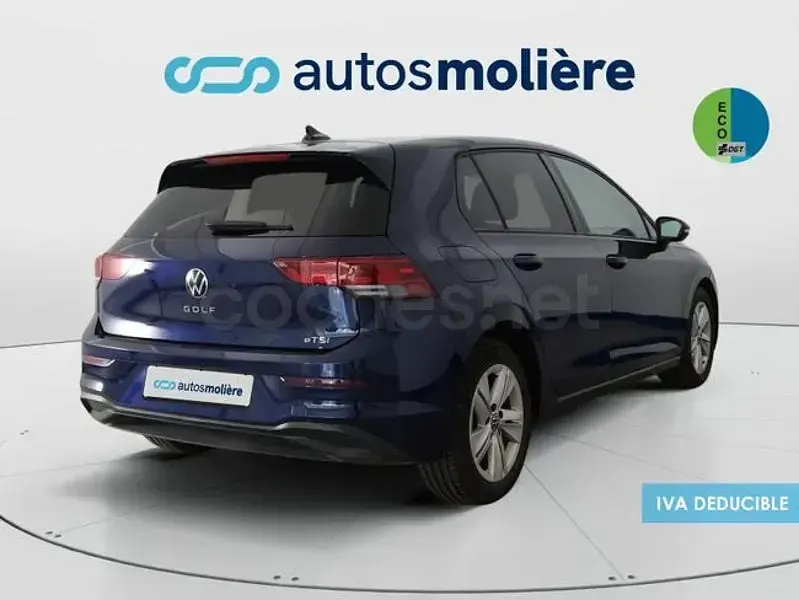 Usado VW Golf VIII Life 150 CV (110 kW) 2020 Azul Berlina