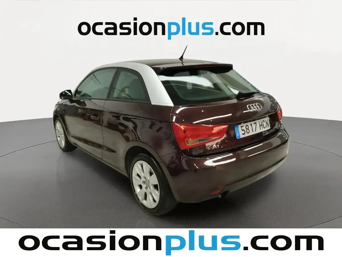 Usado Audi A1 Ambition 105 CV (77 kW) 2011 Rojo Utilitario