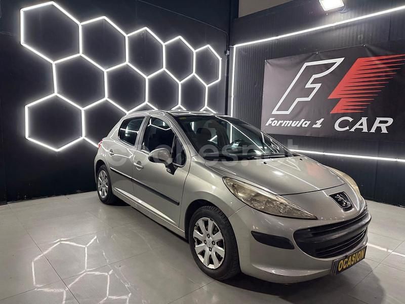 Usado Peugeot 207 90 CV (66 kW) 2007 Gris / plata Berlina