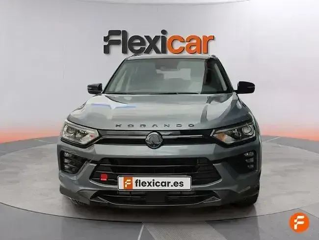 Usado SsangYong Korando 149 CV (109 kW) 2024 Gris SUV