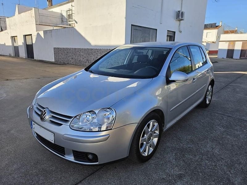 Usado VW Golf IV Sportline 105 CV (77 kW) 2005 Gris / plata Berlina