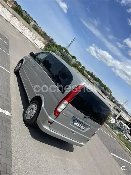 Usado Mercedes Viano 150 CV (110 kW) 2005 Gris / plata Monovolumen