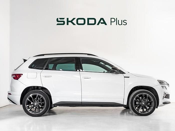 Begagnad Skoda Karoq SportLine 150 HK (110 kW) 2025 Vit SUV