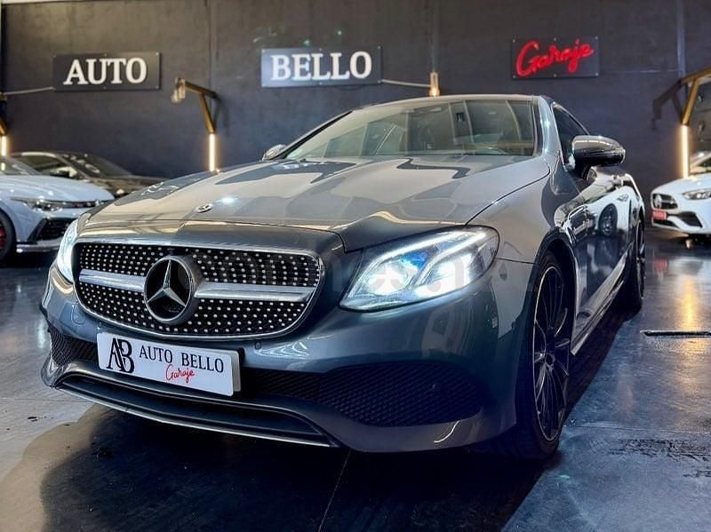 Usado Mercedes E300 245 CV (180 kW) 2017 Gris / plata Coupe