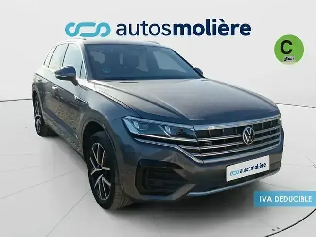 Second-hand VW Touareg Elegance 286 CP (210 kW) 2021 Gri SUV