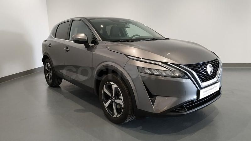 Usado Nissan Qashqai N-Connecta 140 CV (102 kW) 2022 Gris / plata SUV