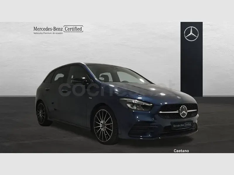 Usado Mercedes B180 116 CV (85 kW) 2021 Azul Utilitario