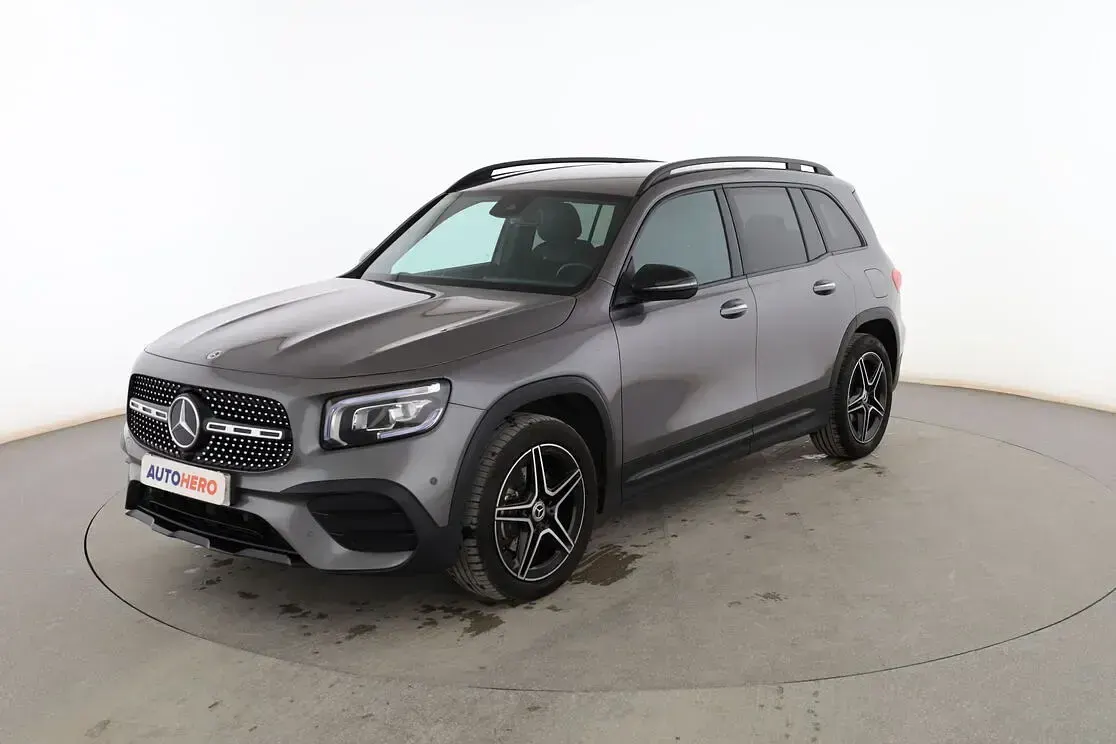 Usado Mercedes GLB200 AMG line 163 CV (119 kW) 2022 SUV