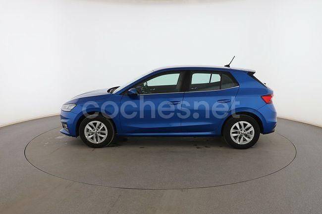 Usado Skoda Fabia Ambition 80 CV (58 kW) 2023 Azul Utilitario