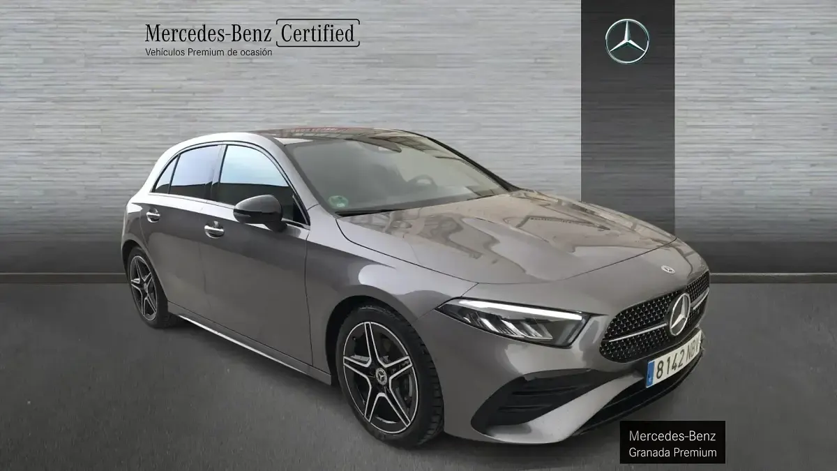 Usado Mercedes A200 150 CV (110 kW) 2025 Gris Berlina
