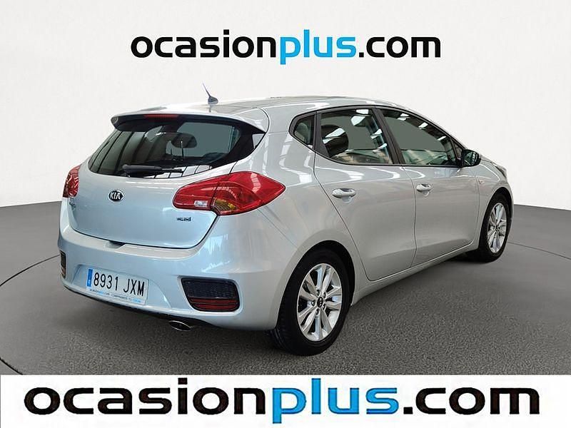 Usado Kia Ceed GT 90 CV (66 kW) 2017 Gris plata Utilitario