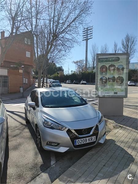 Usado Nissan Micra N-Connecta 90 CV (66 kW) 2018 Gris / plata Utilitario