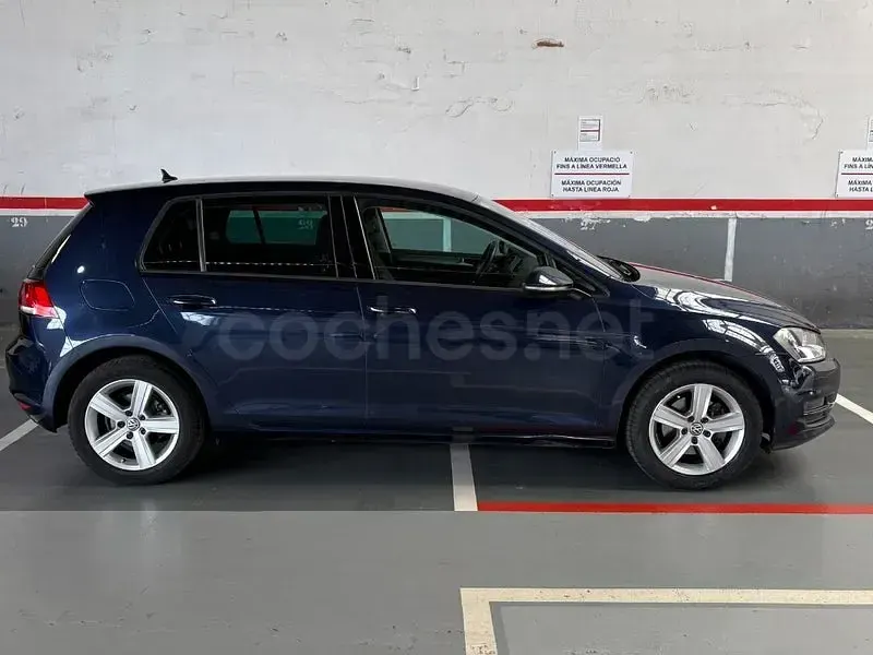 Usado VW Golf VII Advance 125 CV (91 kW) 2015 Azul Berlina