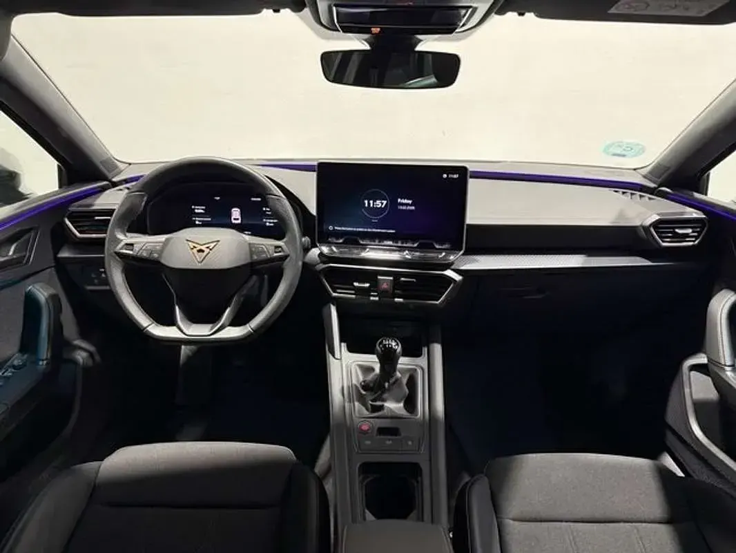 Usado Cupra Leon 150 CV (110 kW) 2025 Azul Utilitario