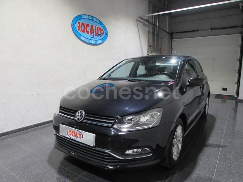 Usado VW Polo Advance 90 CV (66 kW) 2016 Negro Berlina