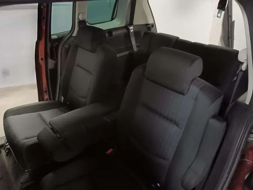Usado Mazda 5 Luxury 143 CV (105 kW) 2011 Burdeos Monovolumen