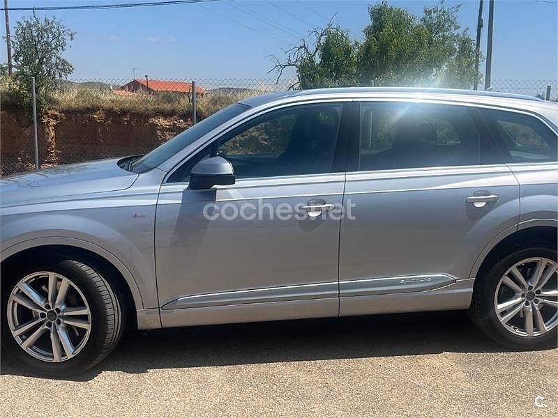 Gris / plata Usado 2016 Audi Q7 Design SUV | 34.000 € (Un poco caro) - Imagen 1/4
