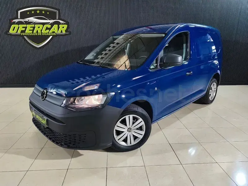 Usado VW Caddy 102 CV (75 kW) 2022 Azul Monovolumen